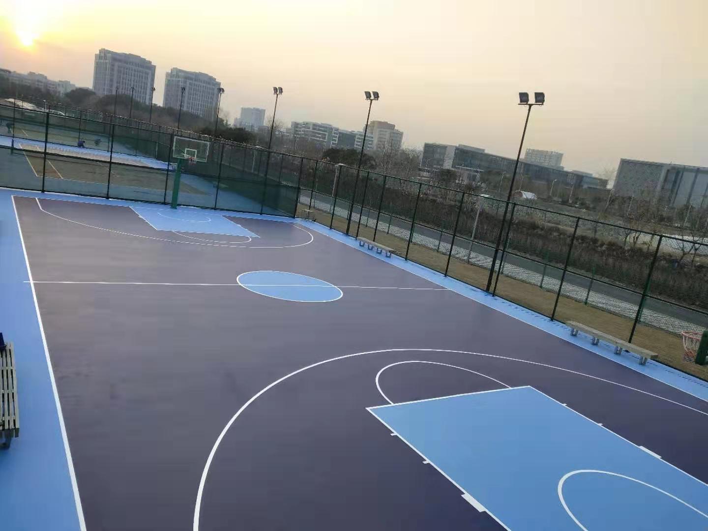 江苏室外篮球场